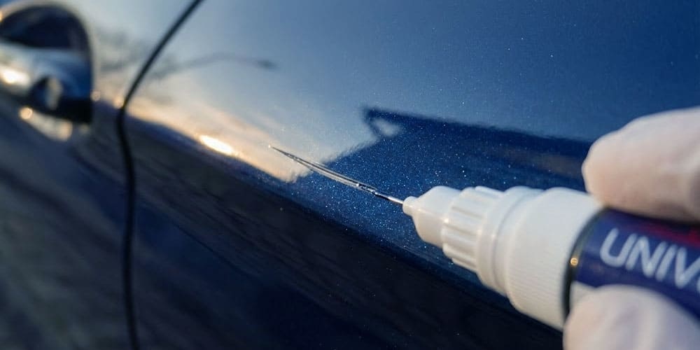 Как подобрать карандаш для подкраски авто